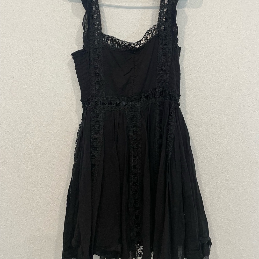 Black Flowy Dress Lace